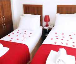  White Palace Otel