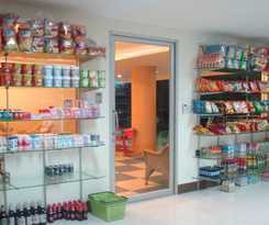 Trat Center