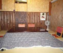 Guesthouse Kiten - Hostel