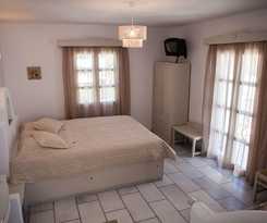 Hotel Athina Studios and Suites