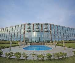 Hotel Spring Golf and Art Resort Awaji