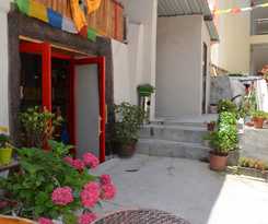 Hotel Ando Tibetan Inn