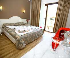 S3 Orange Exclusive Hotel