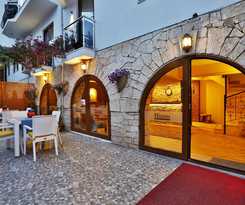  Himm Hotel