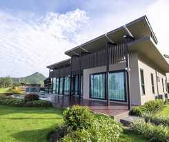 Hotel Pulakorn Private Beach Resort