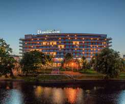 Hotel Crystal House Suite and Spa