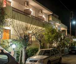 Savas Rooms