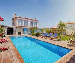  Alakapi Hotel and Villas