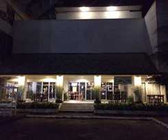 Paradorn Inn