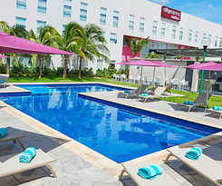 Hotel City Express Suites By Marriott Playa Del Carmen