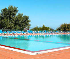 Hotel Villaggio Dei Pini