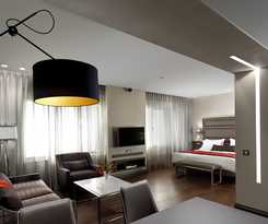 Hotel Holiday Suites