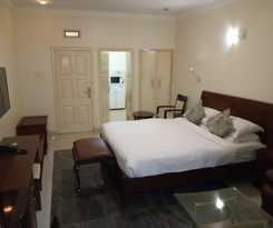 Hotel Shangri-la Muyenga