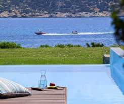 Hotel St. Nicolas Bay Resort  and Villas