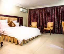 Hotel Nobila Airport