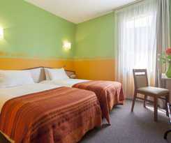 Brit Hotel Chinon le Lion d'Or