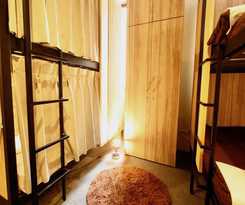 Namba Guesthouse Hive -