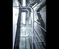 Nine Hours Otemachi Imperial Palace