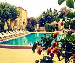 Moonshine Hotel and Suites
