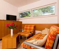 Hotel Apartments Adria