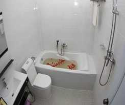 Hotel The Floral Breeze Wun Zin