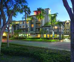 Peacock Suites