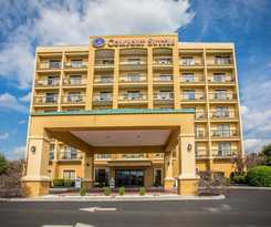Hotel Vista Suites Near Island and Leconte Convention Center
