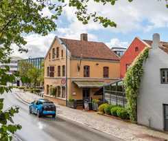 Hotel Gamlav&aelig;rket Gj&aelig;stgiveri Og Tracteringssted