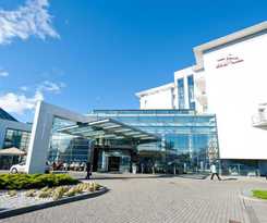  Ikar Plaza