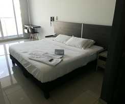 Hotel Doral Inn