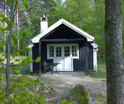 Camping L&aring;ngasj&ouml;n&auml;s and Stugby