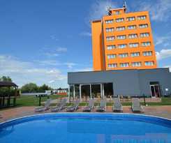 Hotel Aura Design & Garden Pool