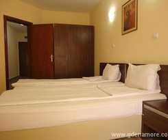 Hotel Apart Apolonia Palace