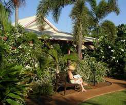 Hotel Habitat Resort