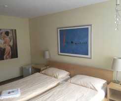 Hotel and Backpackers Zak