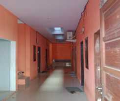 Hotel Capital O 454 Raising