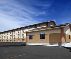 Hotel Super 8 By Wyndham St. Clairsville Oh/wheeling Wv Area