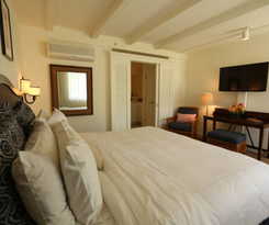 Hotel The Pavilion