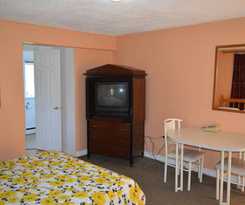 Motel East Court