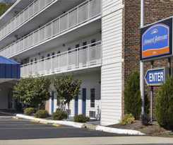 Hotel Howard Johnson By Wyndham Staunton