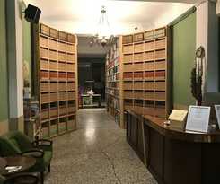Caoji Book Inn