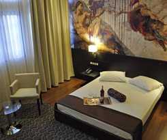 Hotel Gallery Art