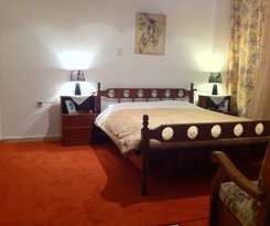  Chris Studios and Apartments