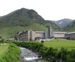 Vall de Nuria and Apartaments