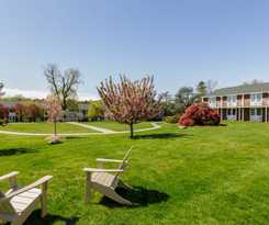 Sleepy Hollow & Conference Center