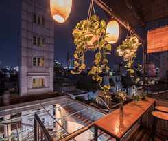 The Like and Cafe