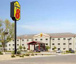 Hotel Super 8 By Wyndham Topeka At Forbes Landing