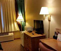 Hotel Super 8 By Wyndham Macomb