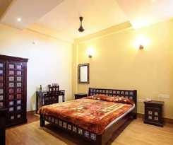 Hotel Ganga Monastery