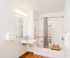 Motel 6 Leominster, Ma